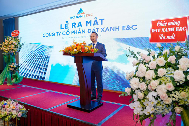 Chia sẻ tại buổi lễ, Tổng giám đốc Lê Hào cho biết Đất Xanh E&C muốn mở rộng thị trường đầu tư và phát triển dự án cho nhiều đối tượng tiềm năng hơn là giới hạn chỉ cho các "ông lớn" BĐS.